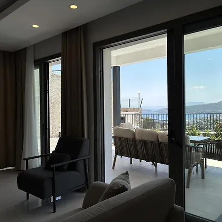 Luxury Pool 5 Bedrooms Tuerkbuekue * Bodrum