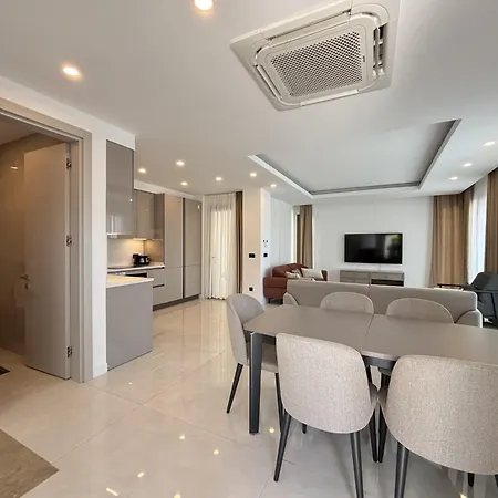 Luxury Pool 5 Bedrooms Tuerkbuekue Villa Bodrum