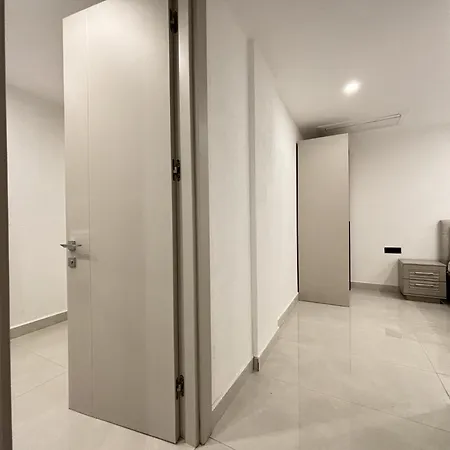 别墅 Luxury Pool 5 Bedrooms Tuerkbuekue