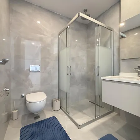 别墅 Luxury Pool 5 Bedrooms Tuerkbuekue