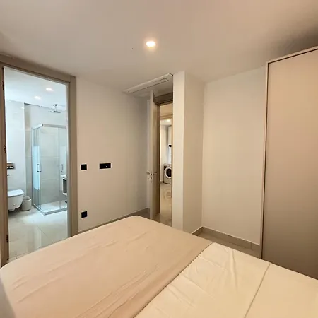 Luxury Pool 5 Bedrooms Tuerkbuekue