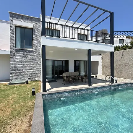 别墅 Luxury Pool 5 Bedrooms Tuerkbuekue