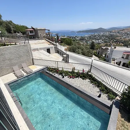 Luxury Pool 5 Bedrooms Tuerkbuekue Bodrum
